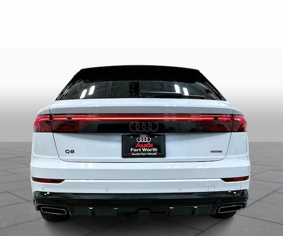 2026 Audi Q8