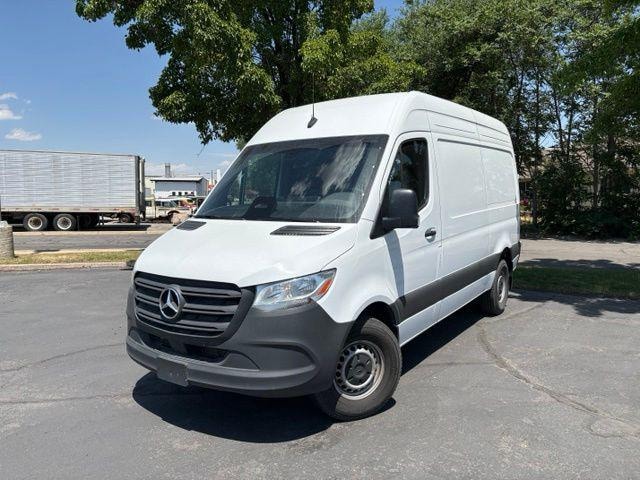 2025 Mercedes-Benz