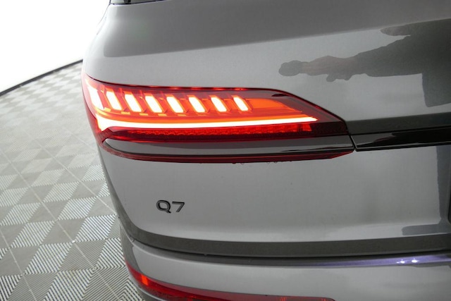 2026 Audi Q7 Premium - Photo 9