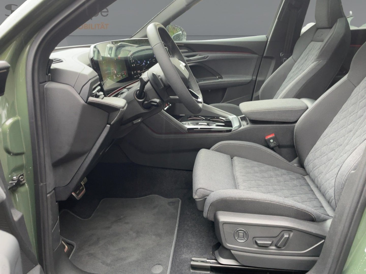 Bild über Audi Q5 SUV TFSI 150 kW S tronic - für weitere Informationen kontaktieren Sie den Audi Partner