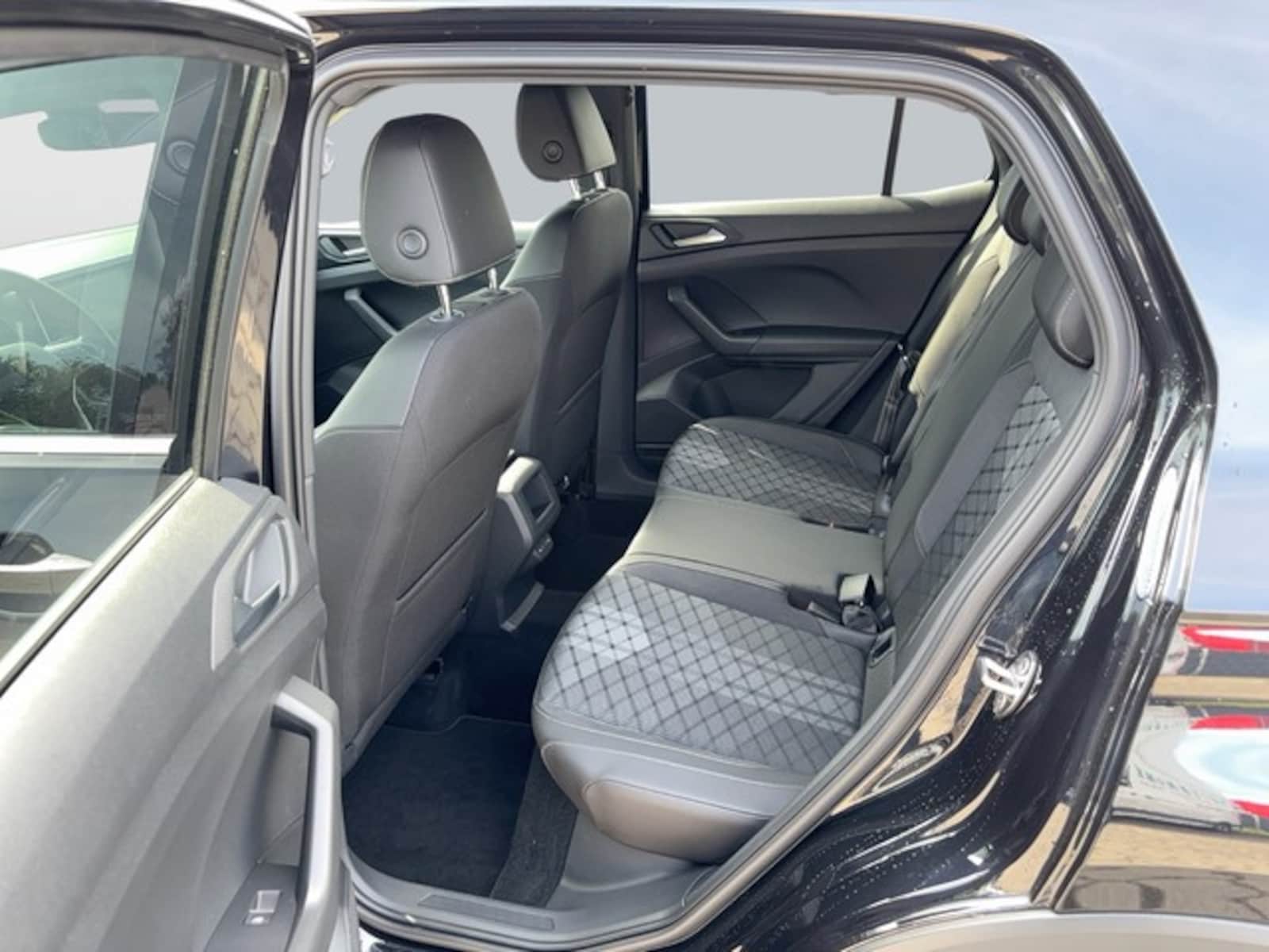 Volkswagen T-Cross – Bild 11