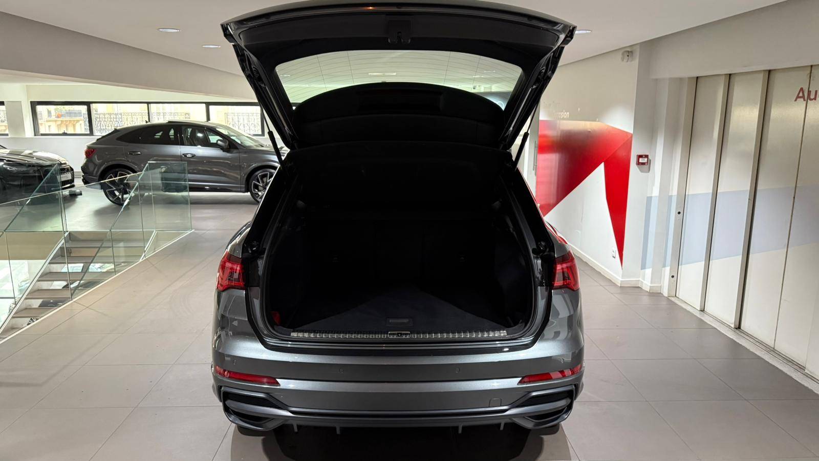 Image about Audi Q3 S line 35 TFSI 110 kW (150 ch) S tronic