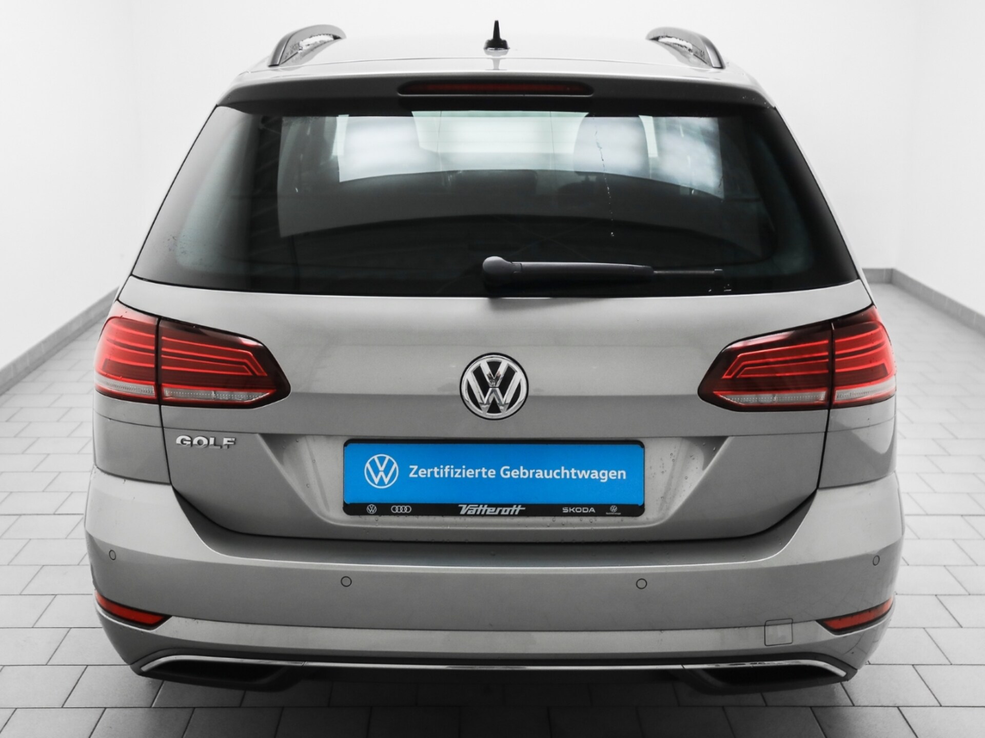 Volkswagen Golf Variant United