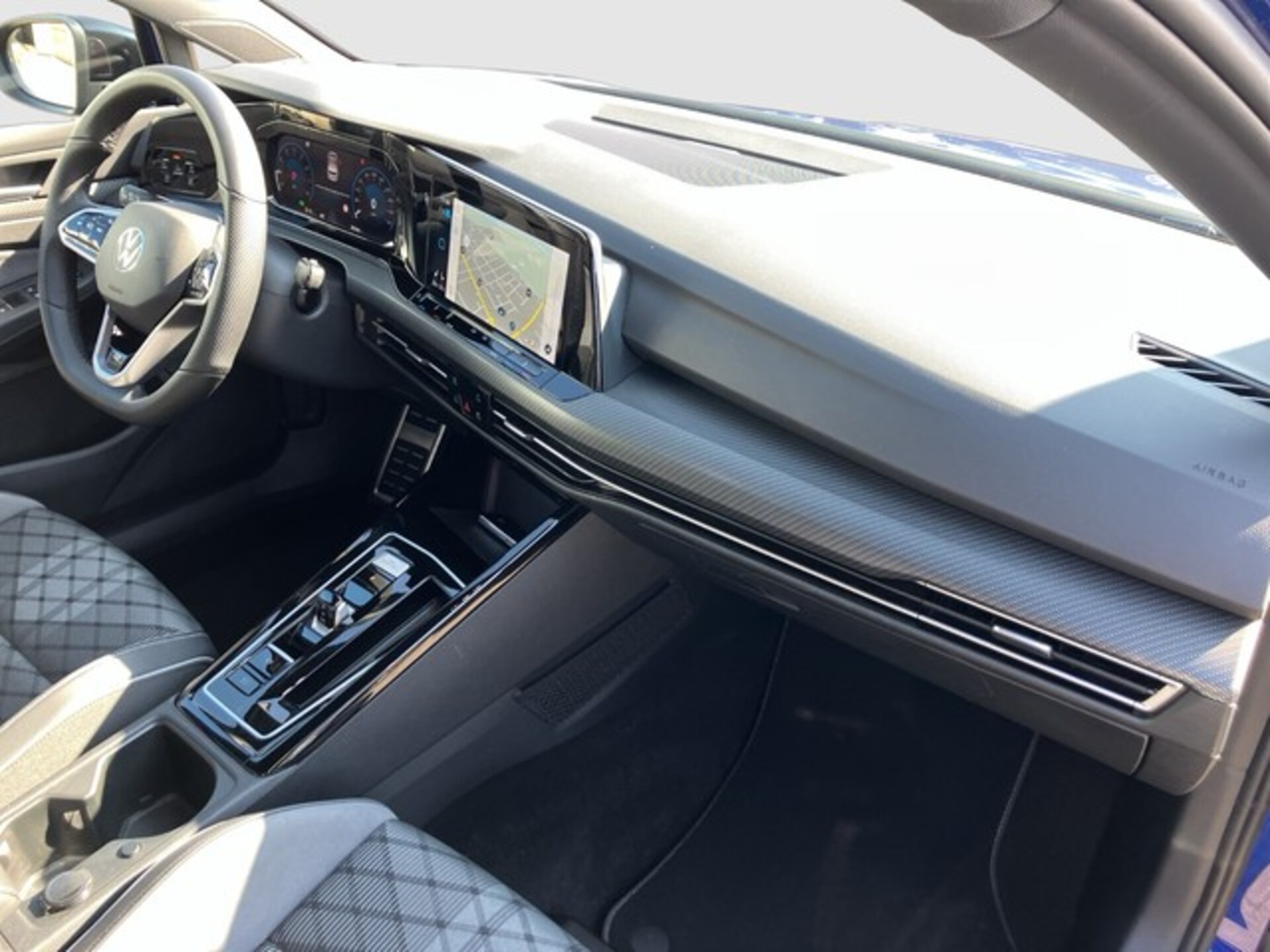 Volkswagen Golf R-Line
