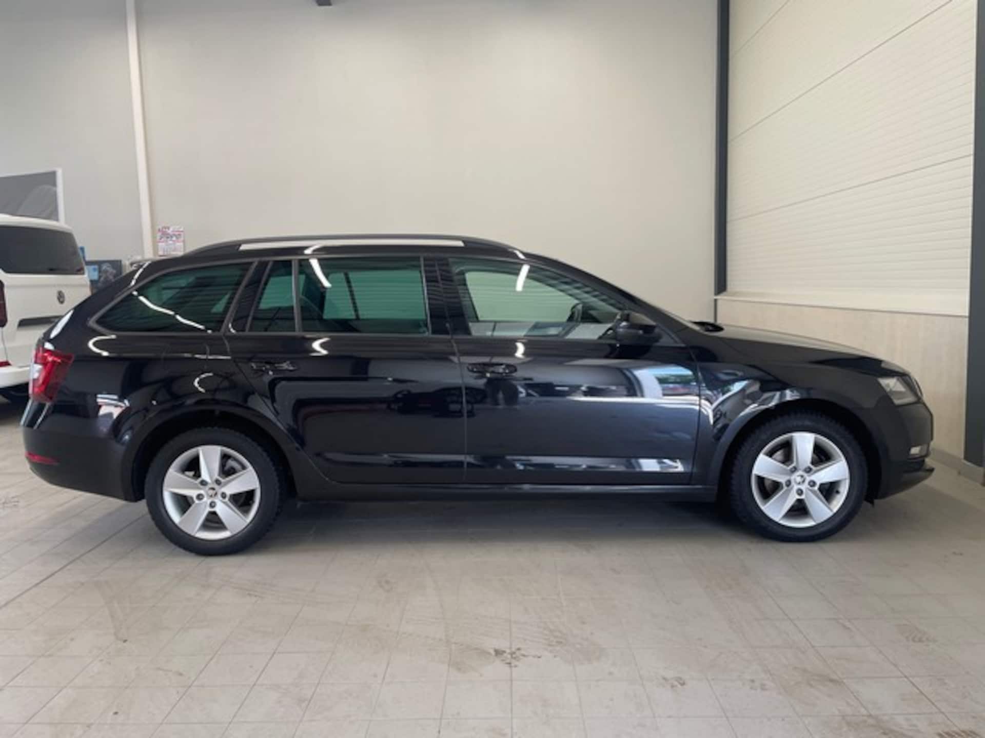 Skoda Octavia Combi Ambition