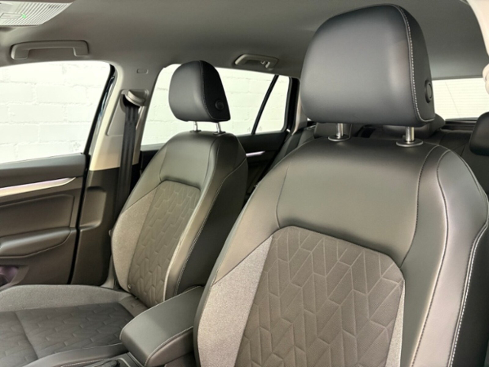 Volkswagen Golf Variant – Bild 13
