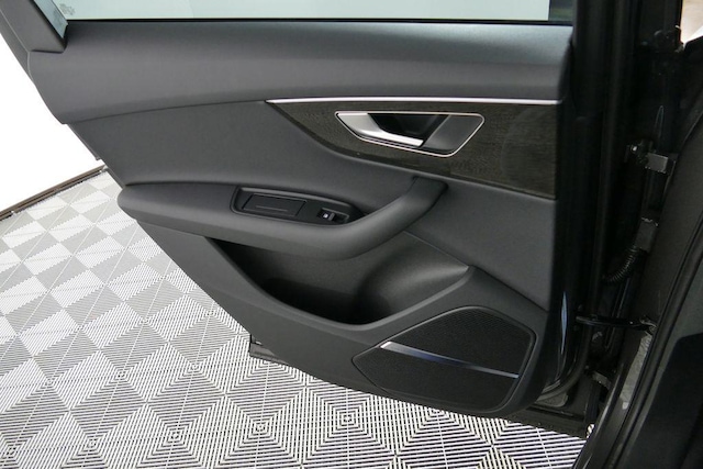 2026 Audi Q7 Premium - Photo 12