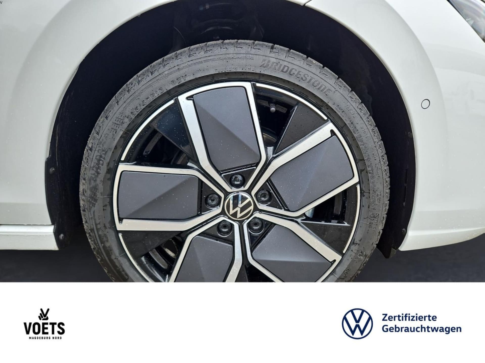 Volkswagen Golf Style