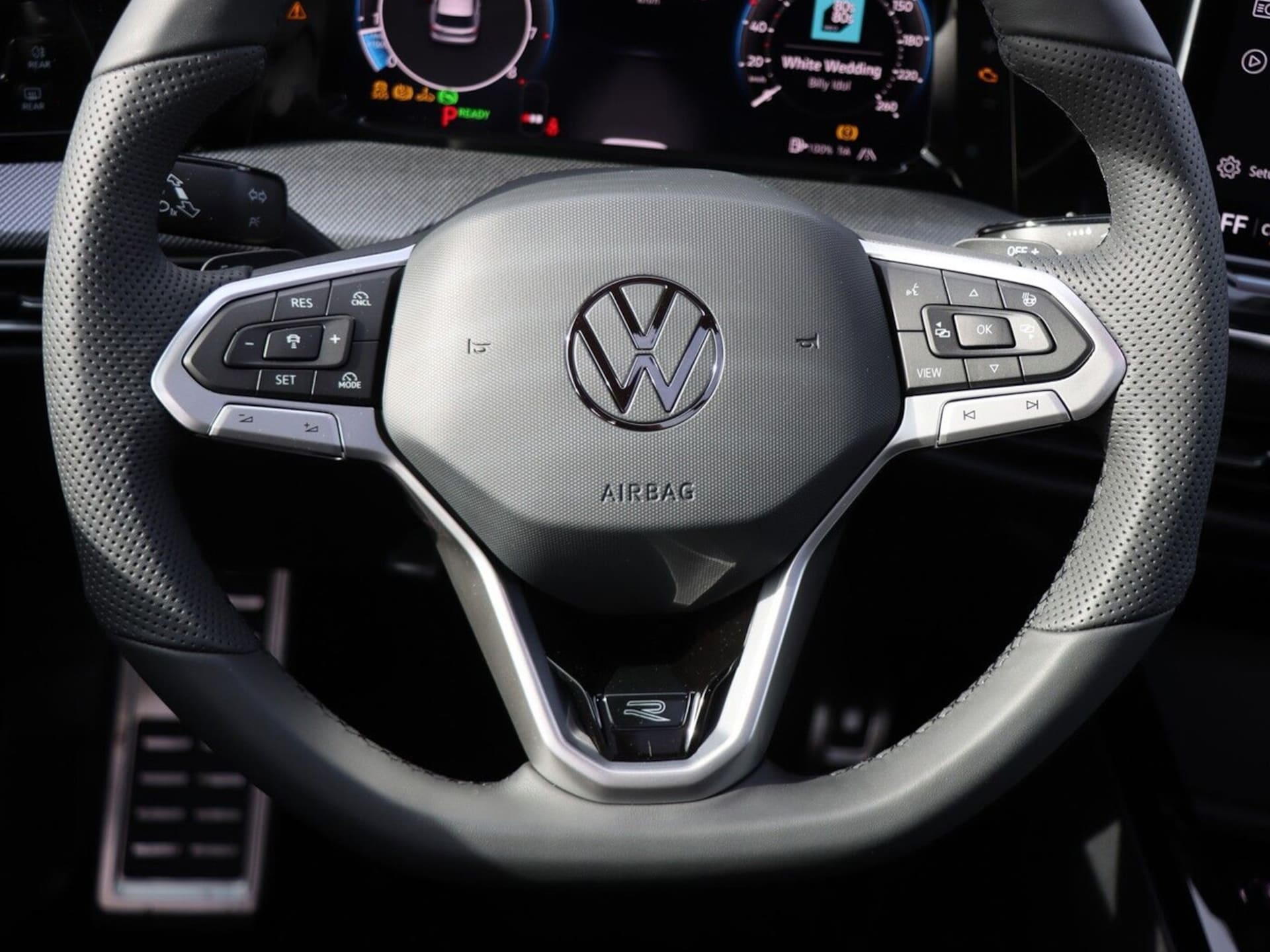 Volkswagen Golf Variant R-Line