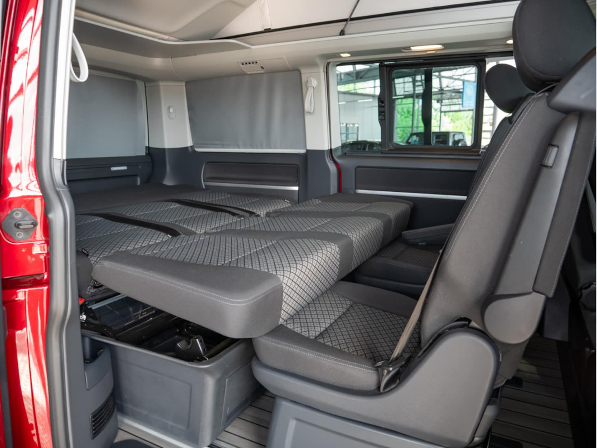 Volkswagen T6.1 California Beach