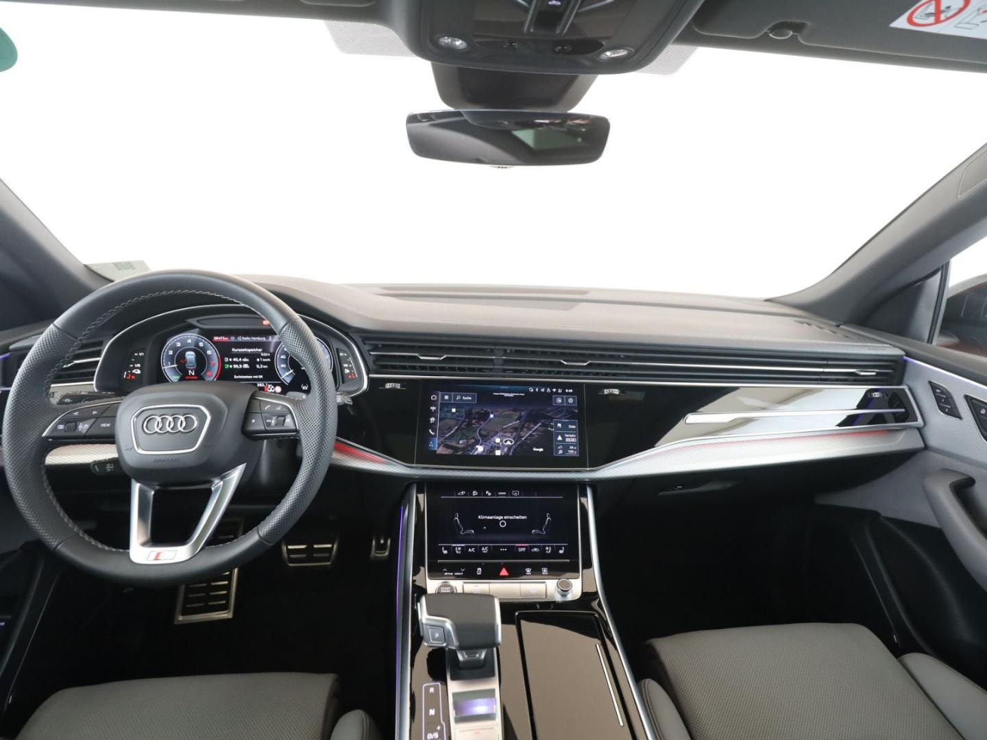 Bild über Audi Q8 SUV TFSI e TFSI e quattro 360 kW tiptronic - für weitere Informationen kontaktieren Sie den Audi Partner