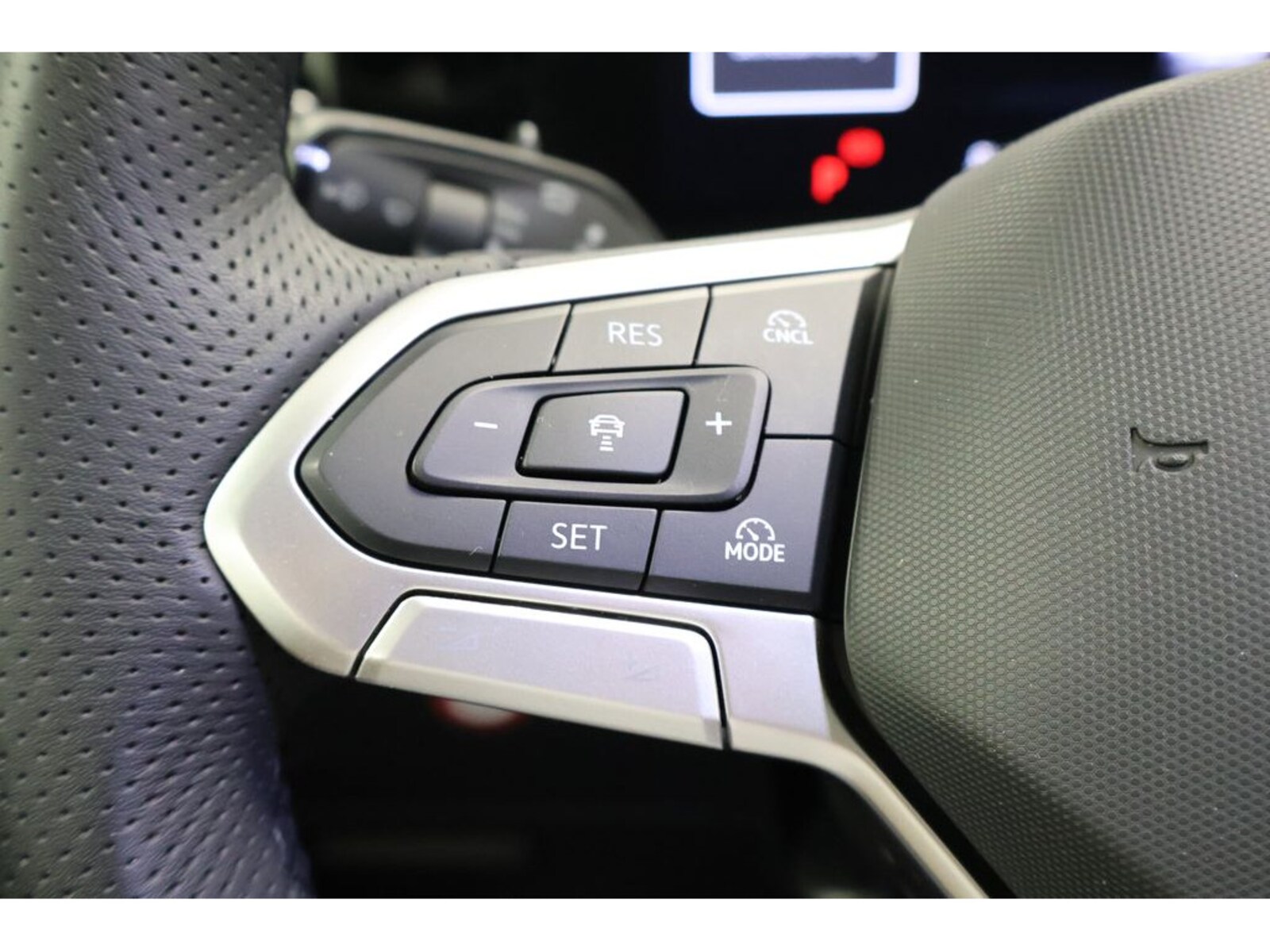 Volkswagen Tiguan – Bild 14