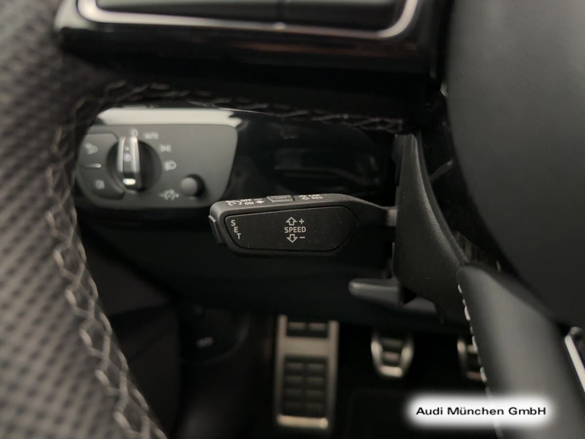 Image about Audi A4 Limousine 35 TFSI Schaltgetriebe