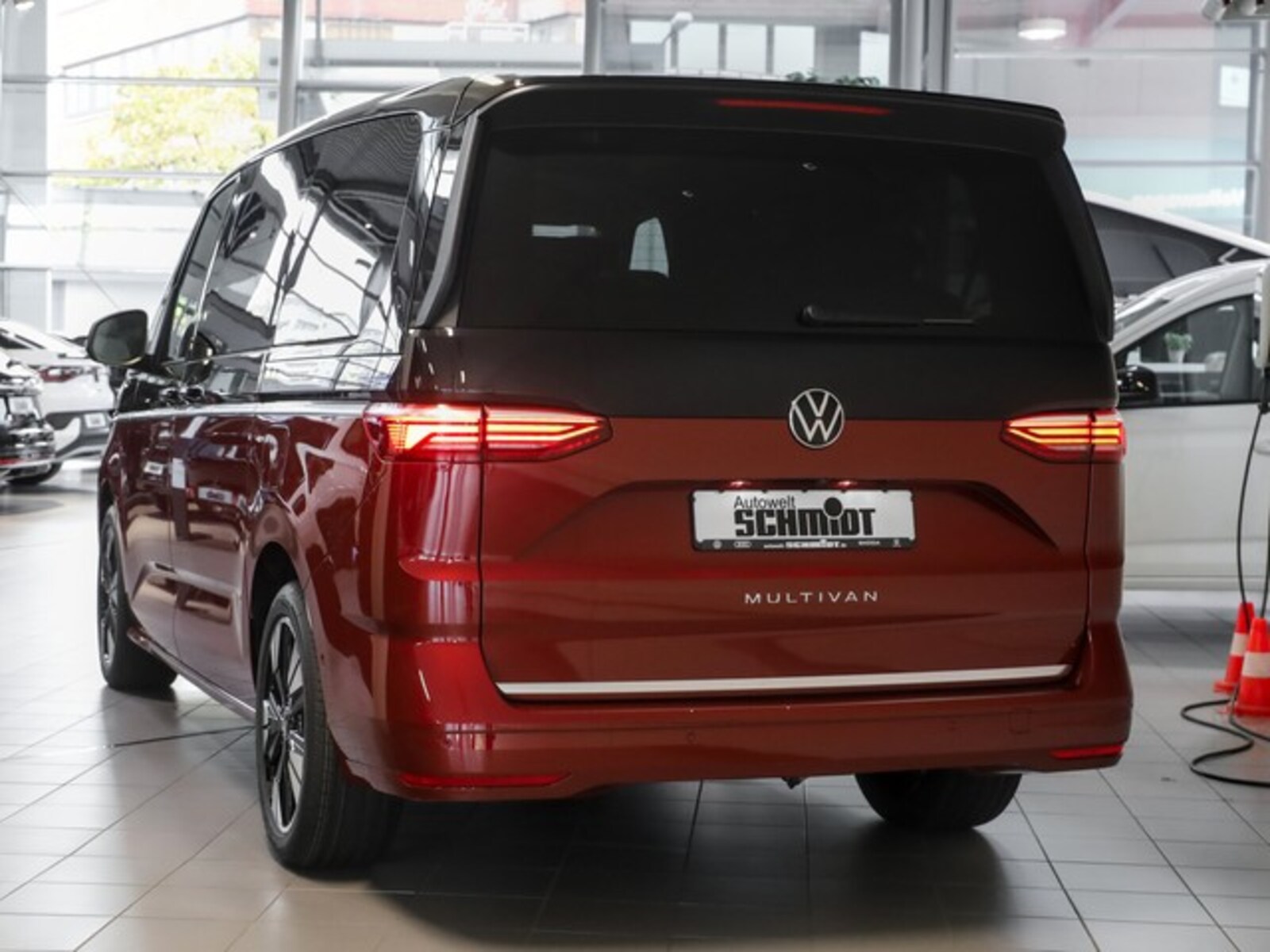 Volkswagen Multivan Langversion – Bild 2