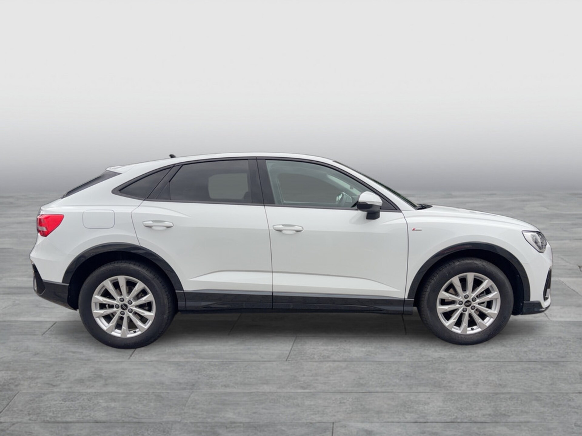 Audi Q3 Sportback S line