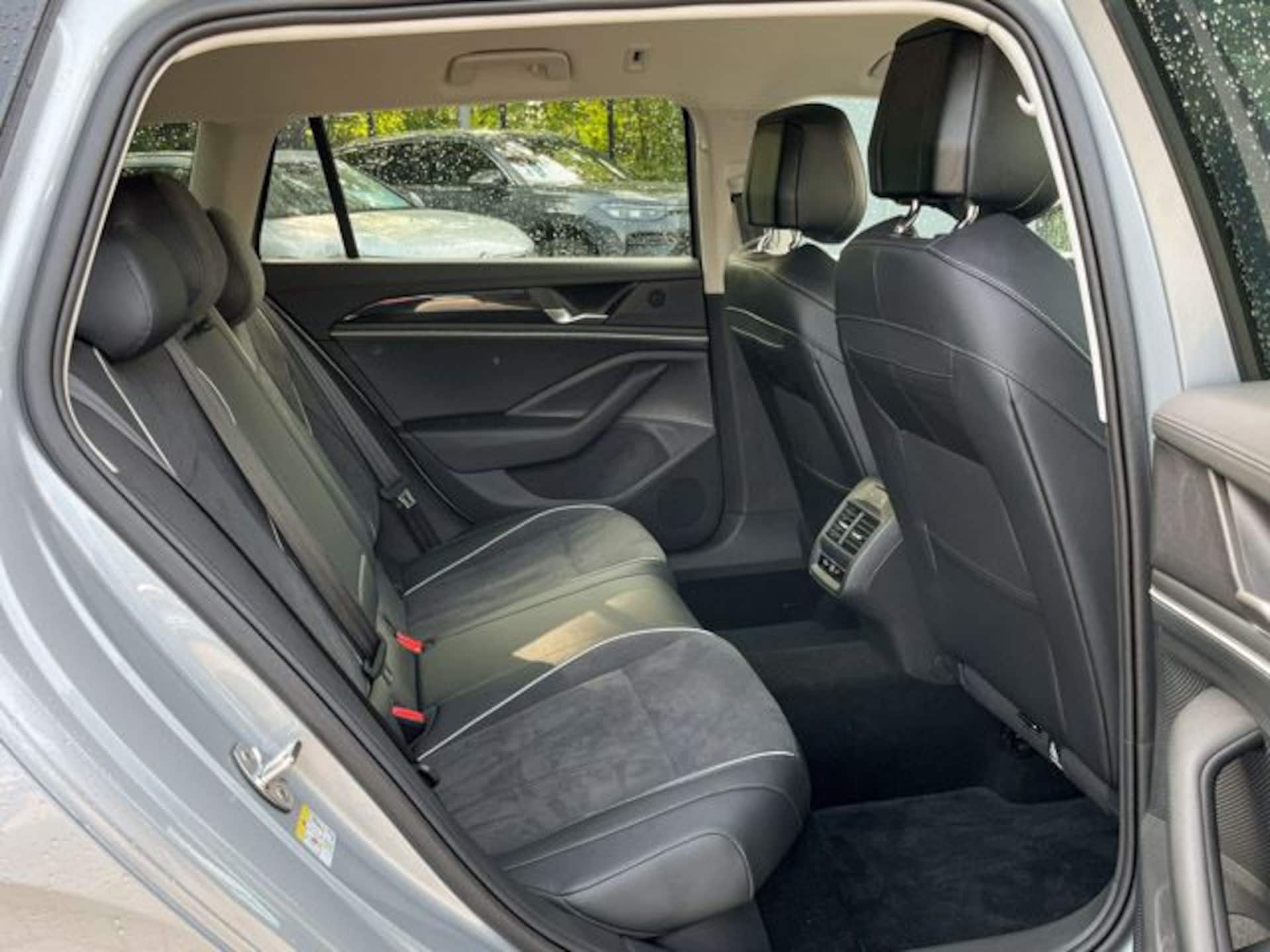 Volkswagen Passat Business
