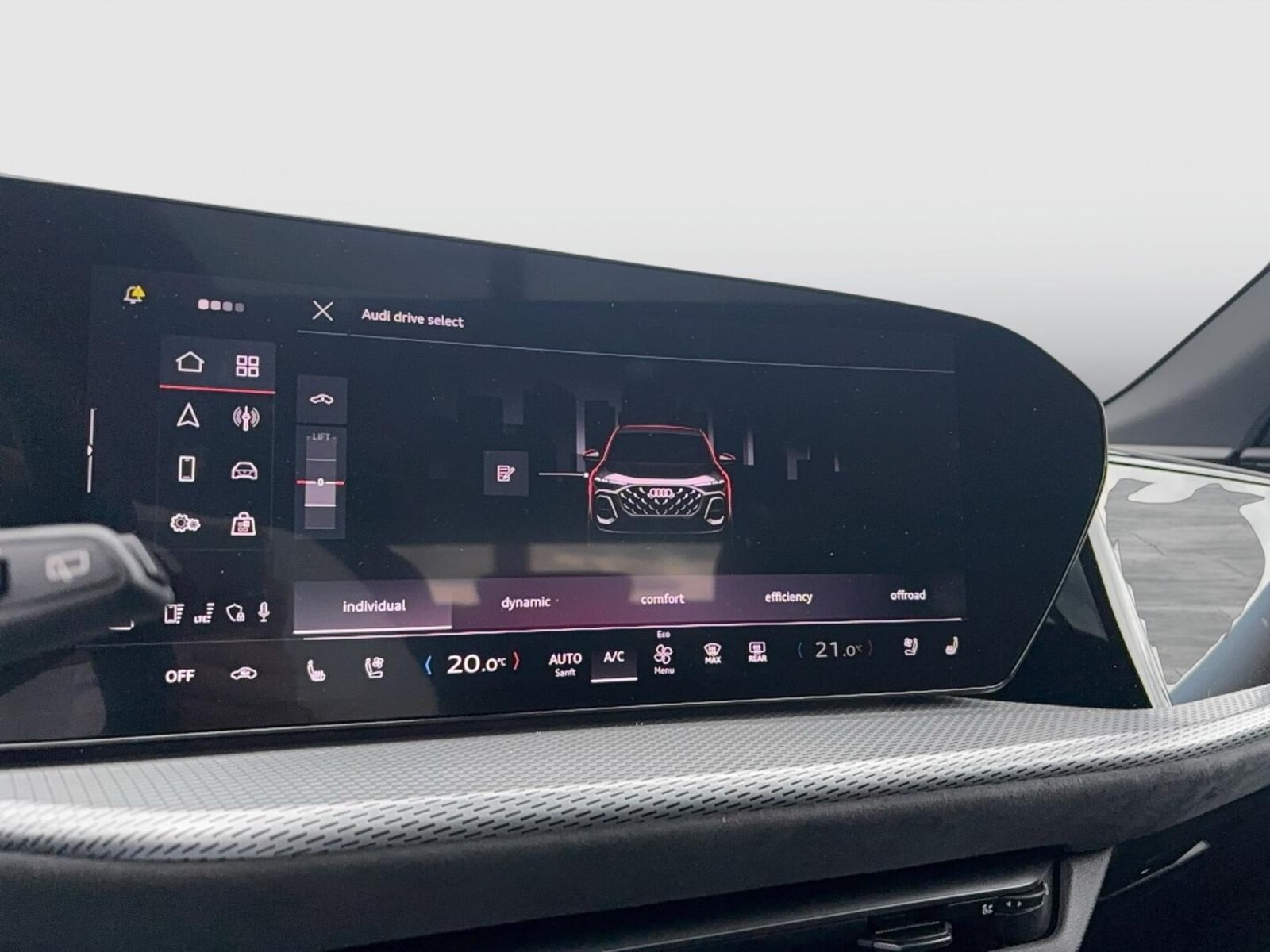 Audi SQ5 – Bild 21