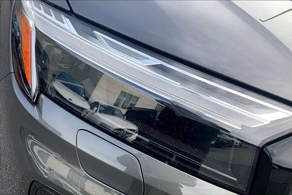 2026 Audi Q7 Premium - Photo 13