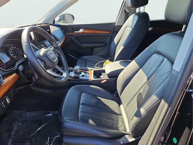 2023 Audi Q5 Premium - Photo 16
