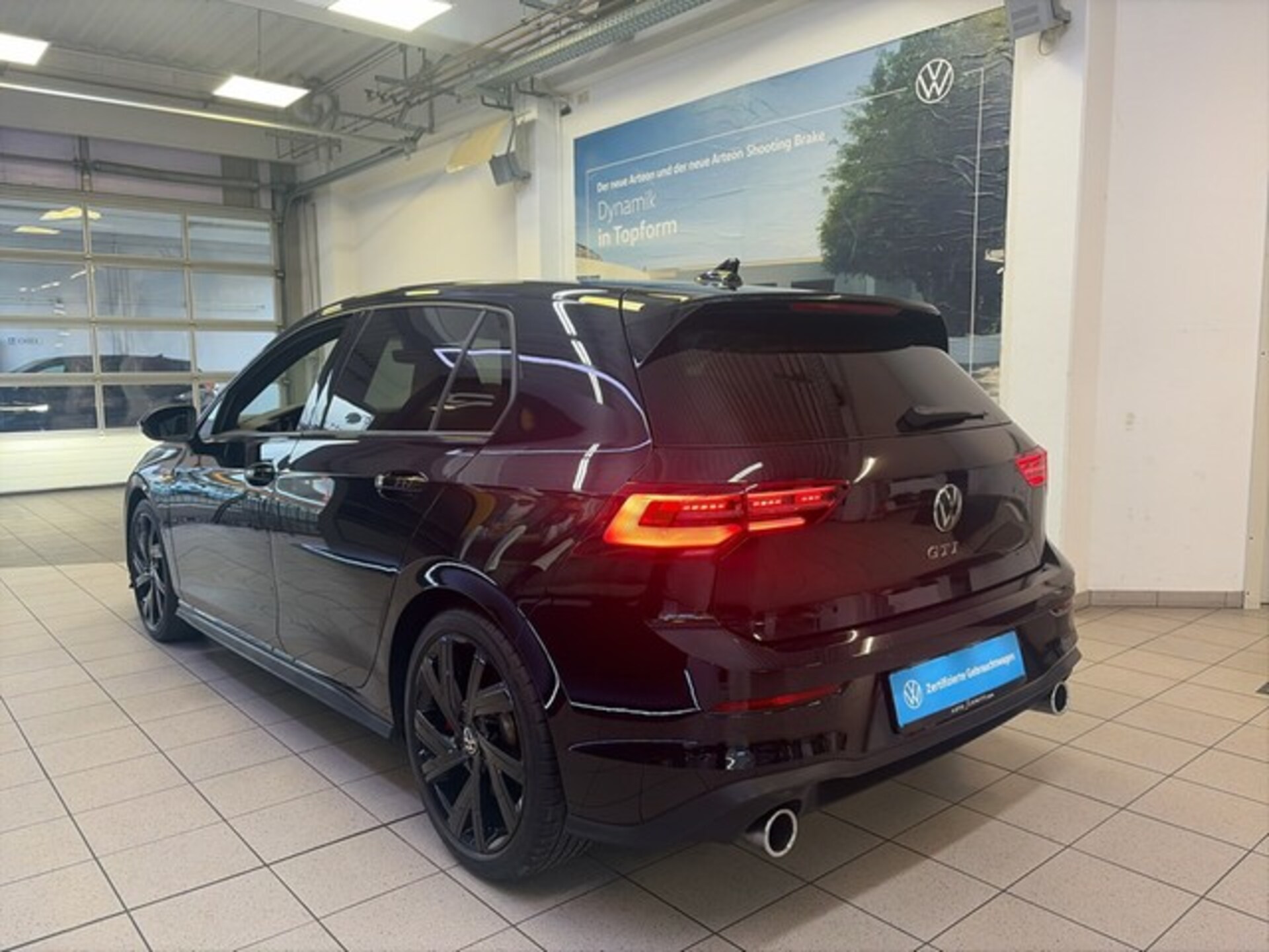 Volkswagen Golf GTI