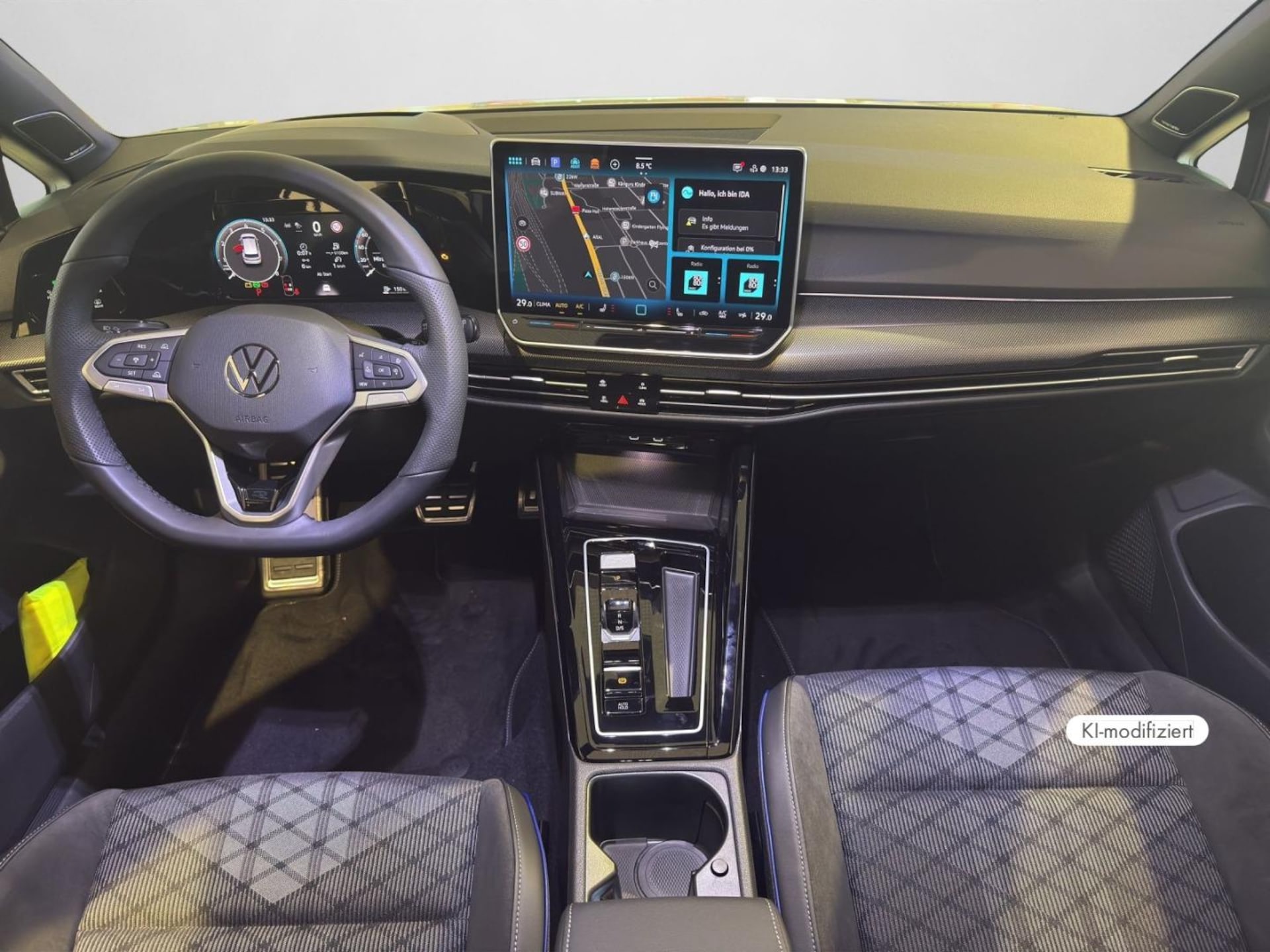Volkswagen Golf R-Line