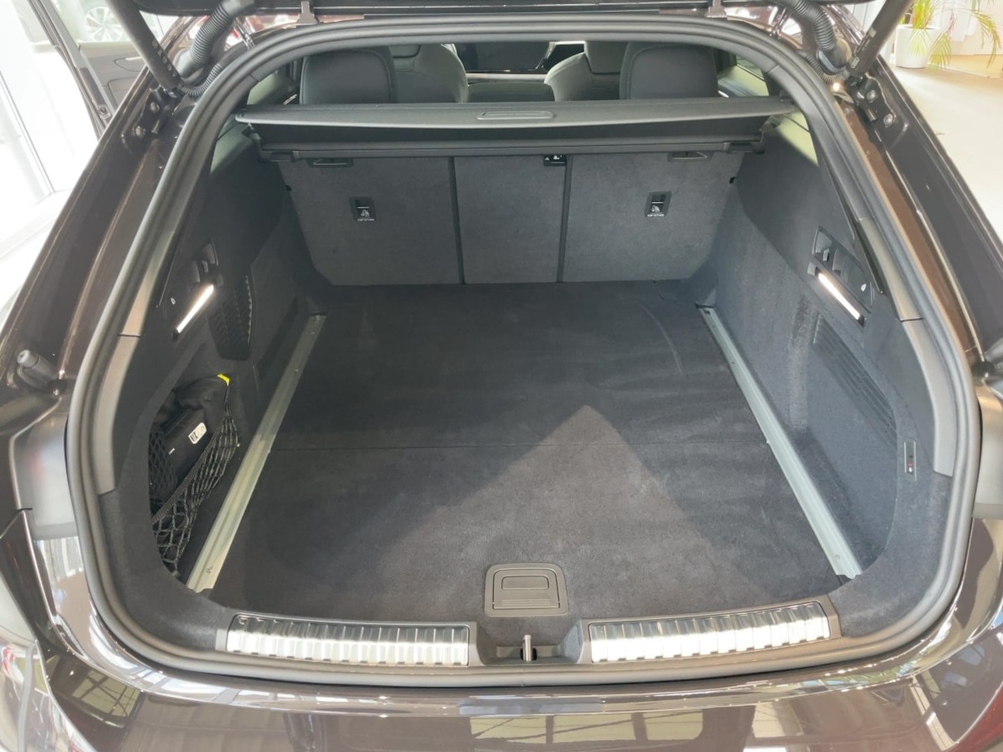 Bild über Audi A6 Avant edition one TDI quattro 150 kW S tronic - für weitere Informationen kontaktieren Sie den Audi Partner