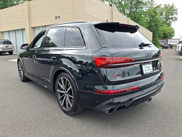 2022 Audi SQ7