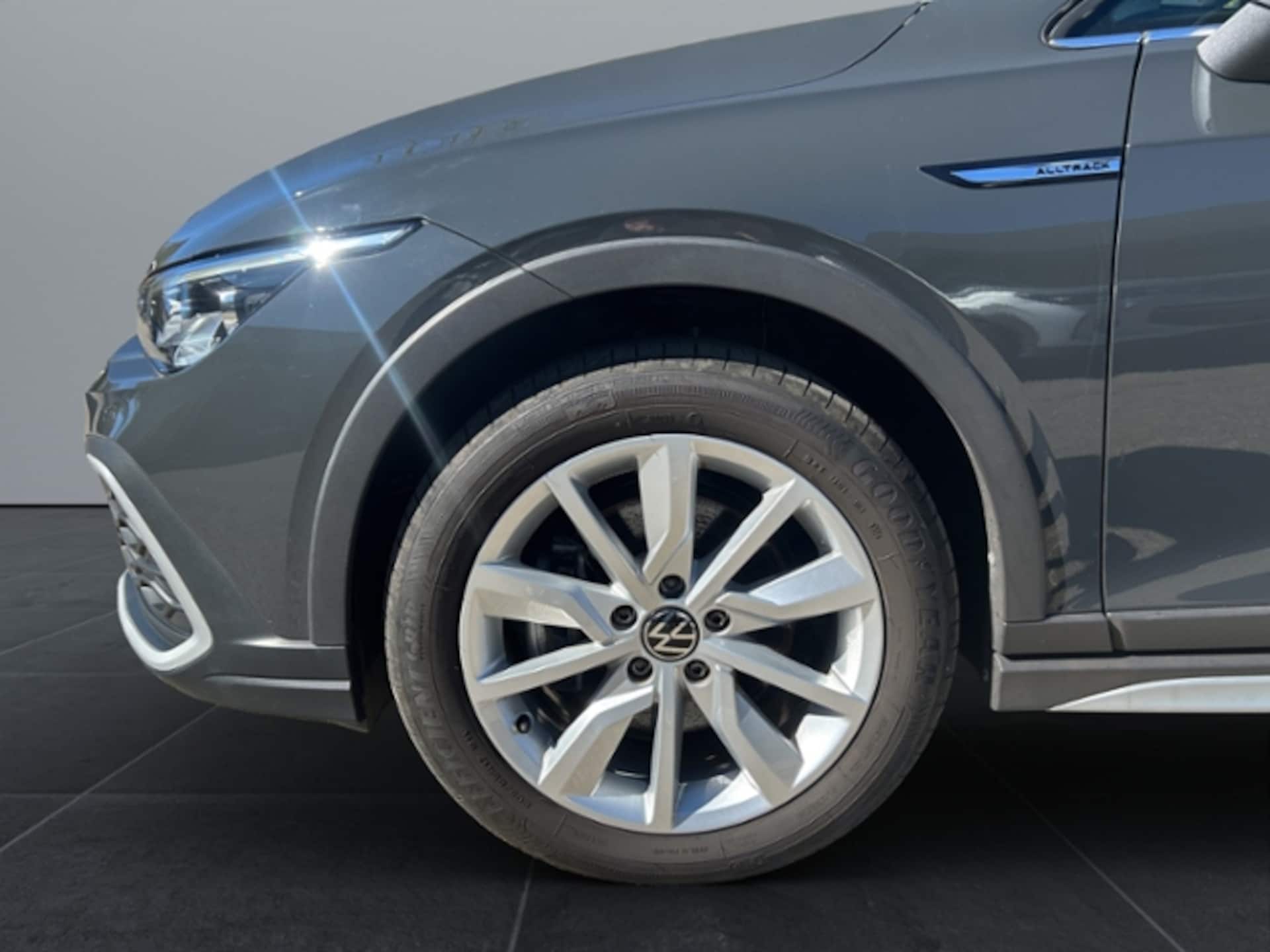 Volkswagen Golf Variant Alltrack