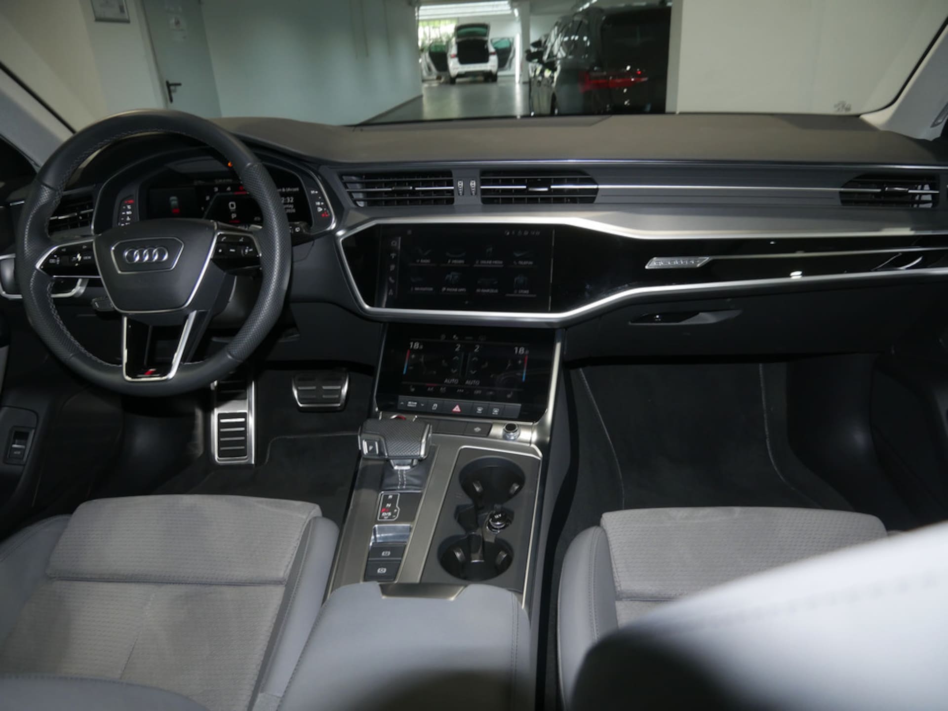 Audi S6 Avant