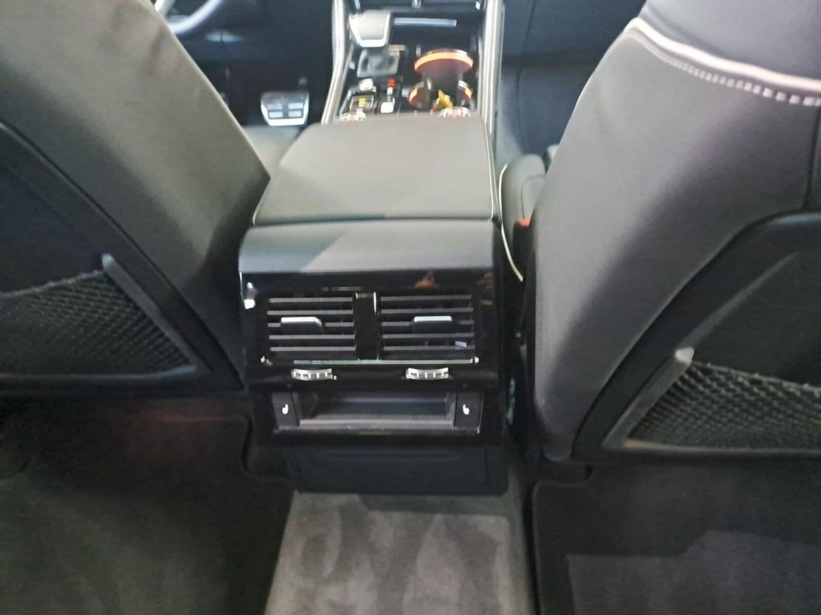 Volkswagen Touareg – Bild 14