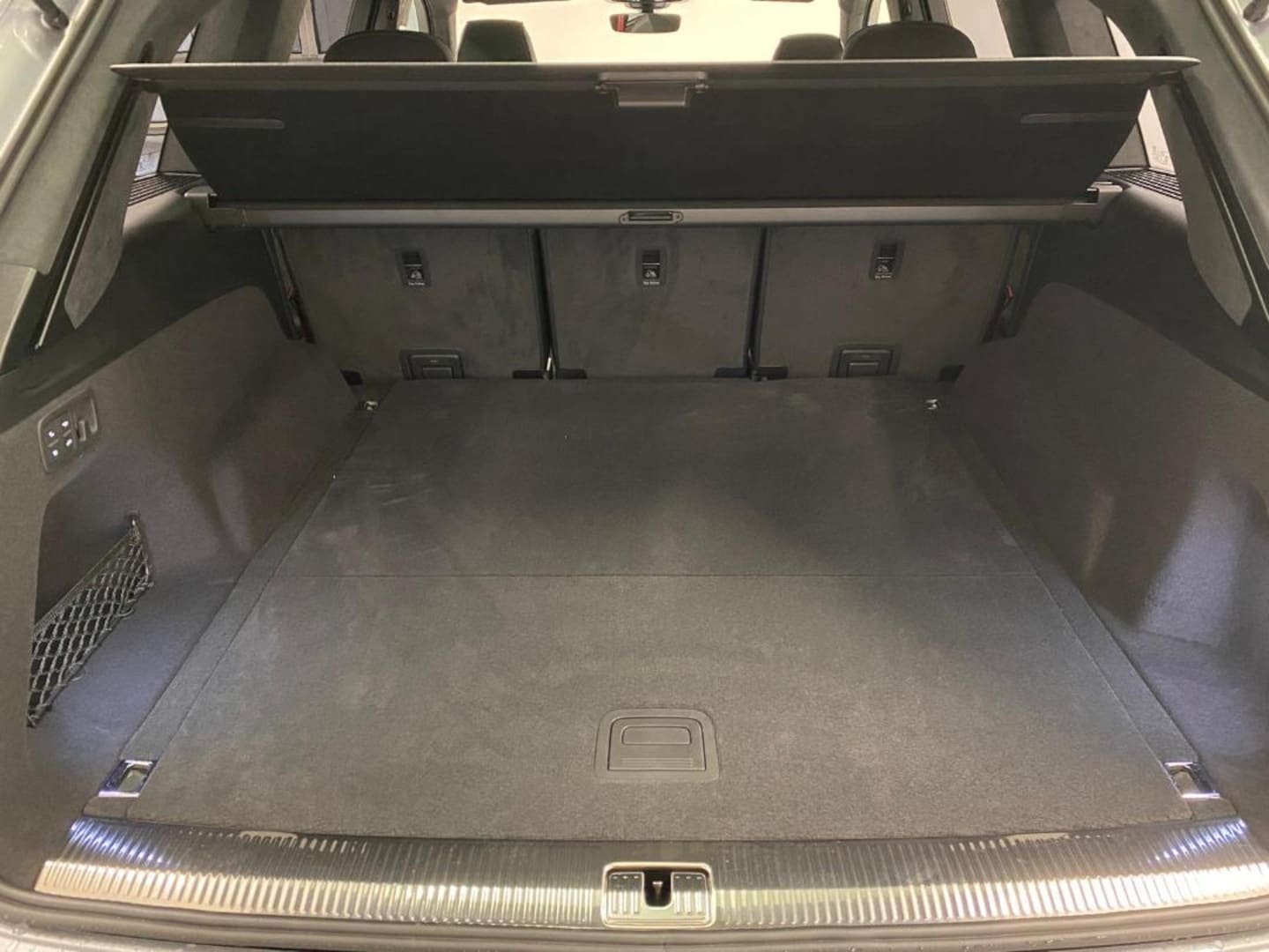 Bild über Audi Q7 SUV S line business TDI quattro 210 kW tiptronic - für weitere Informationen kontaktieren Sie den Audi Partner