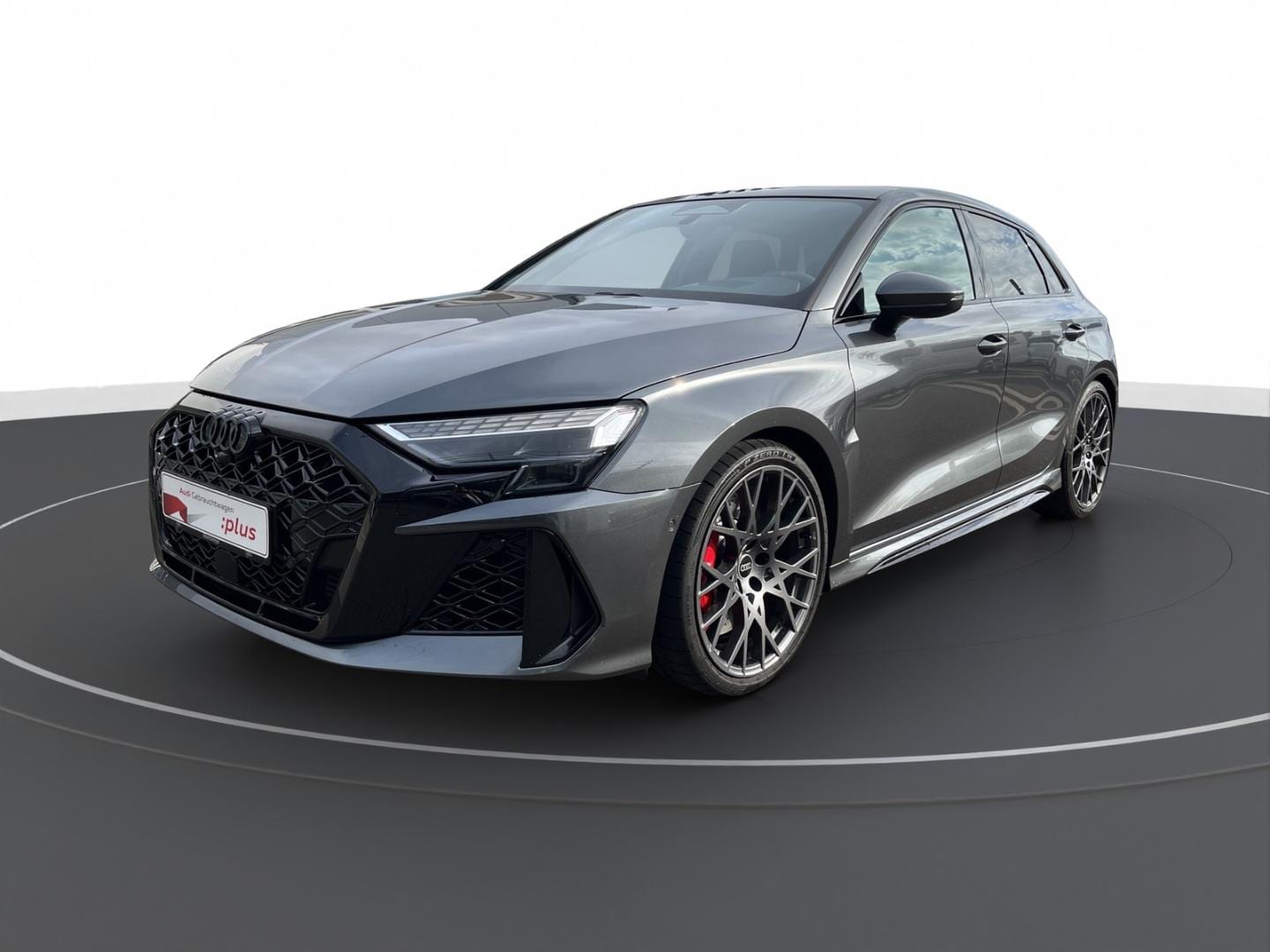 Bild über Audi RS 3 Sportback TFSI quattro 294 kW S tronic - für weitere Informationen kontaktieren Sie den Audi Partner