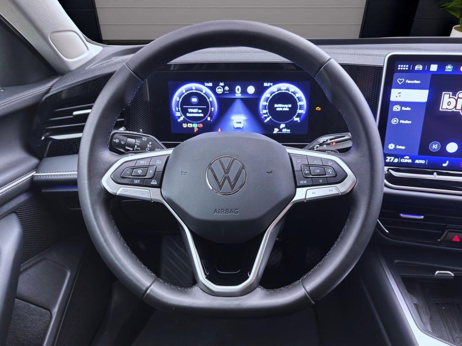 Volkswagen Passat – Bild 12