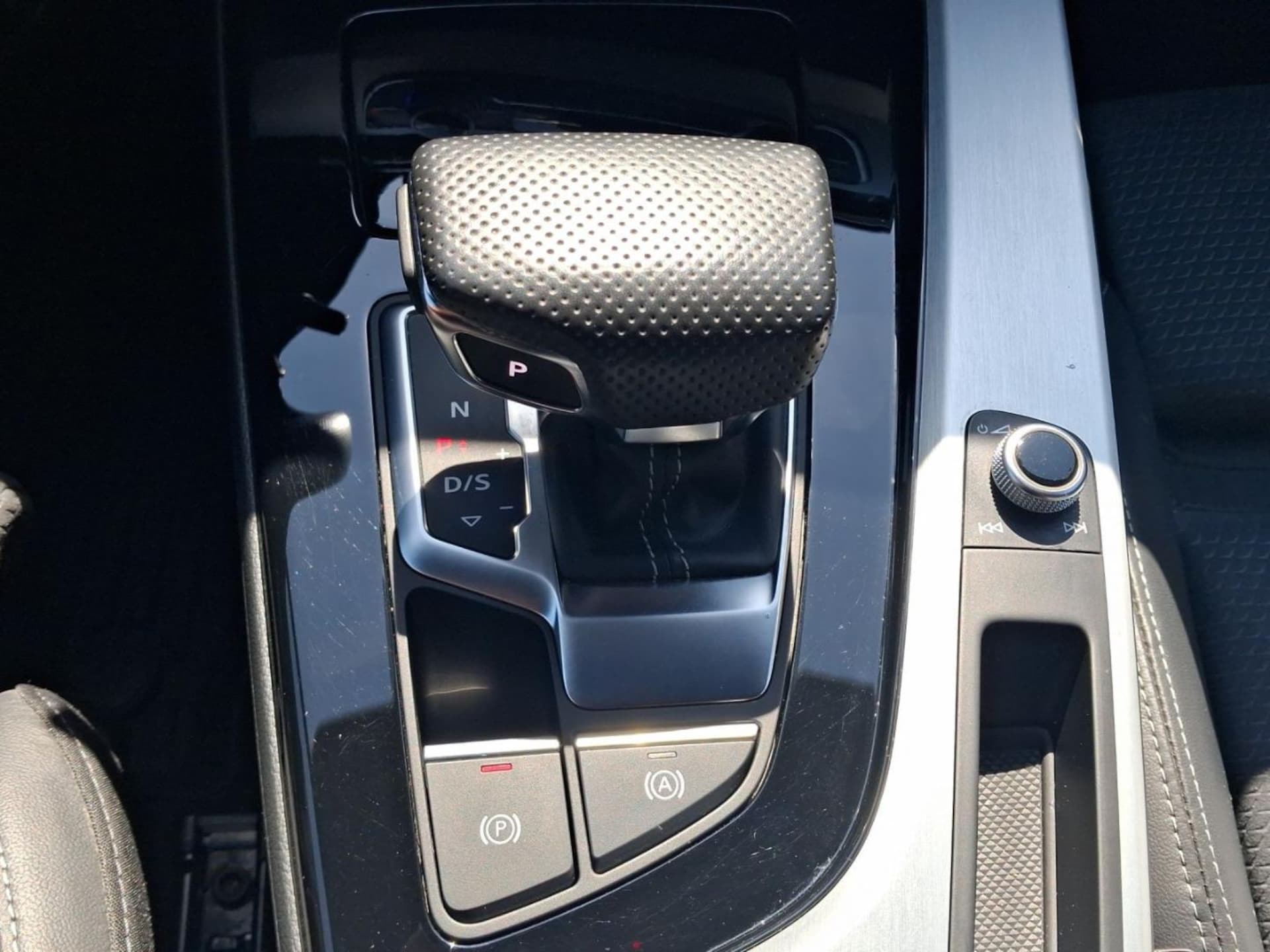 Audi A4 Avant S line