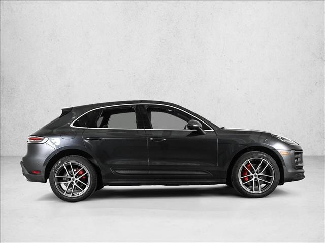 2022 Porsche Macan