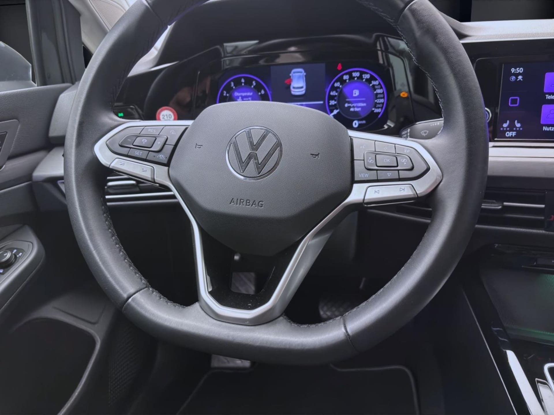 Volkswagen Golf Style