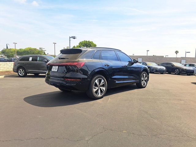 2024 Audi Q8 e-tron