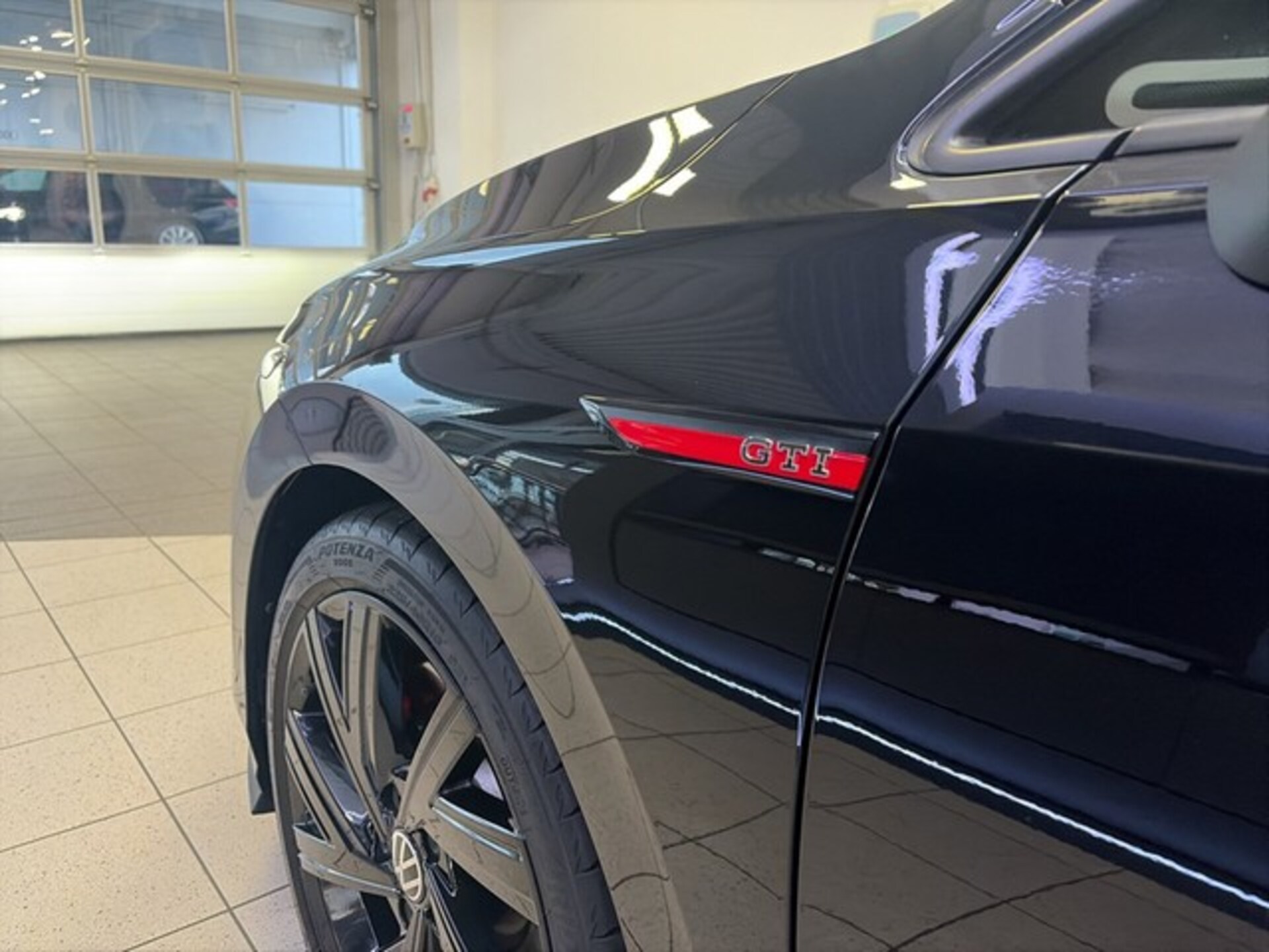 Volkswagen Golf GTI