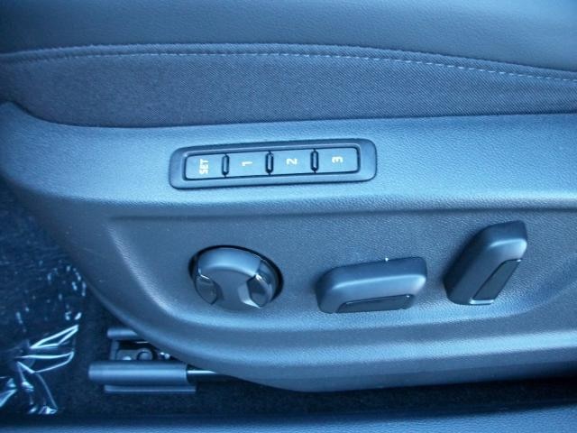 Bild des Autos 24