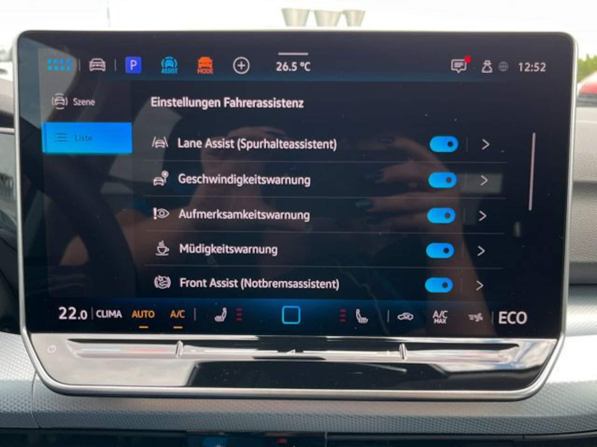 Volkswagen Golf Life