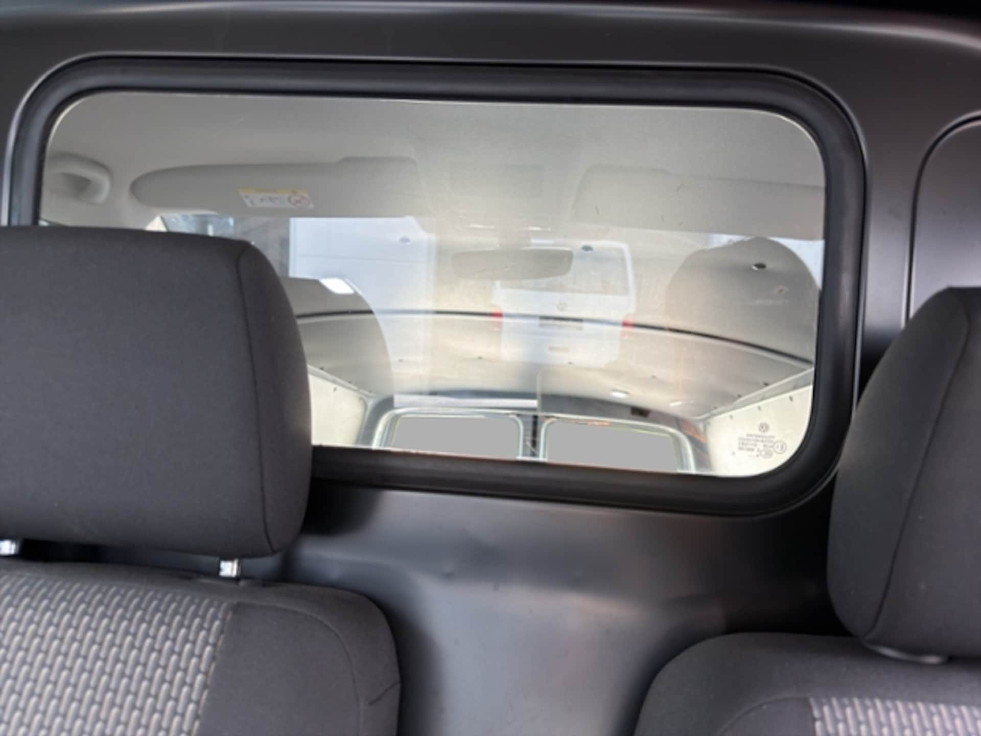 Volkswagen T6.1 Transporter Kasten langer Radstand