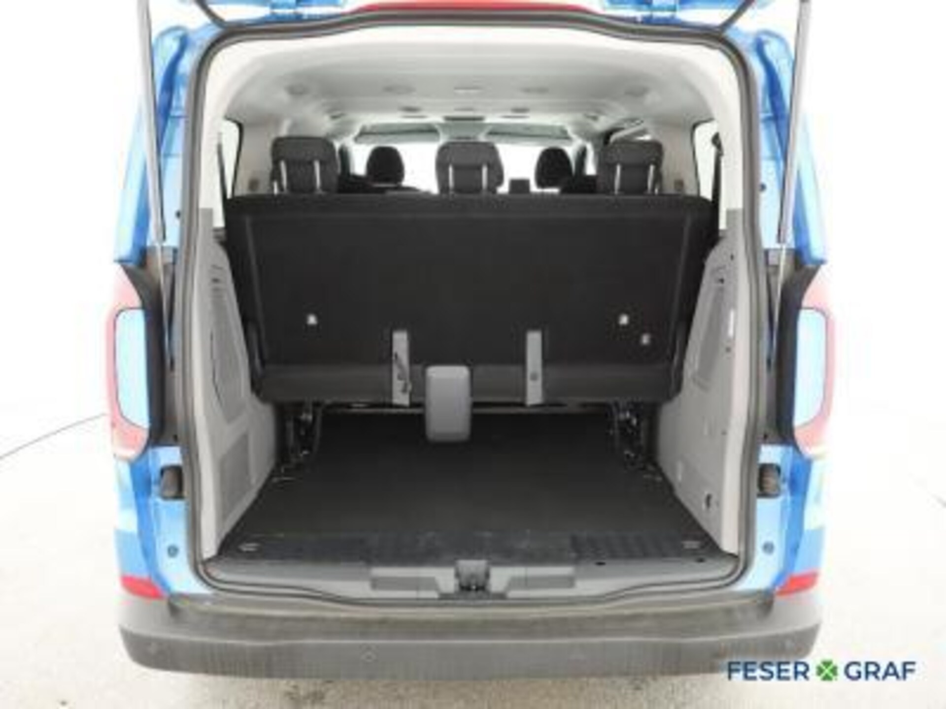 Volkswagen e-Caravelle