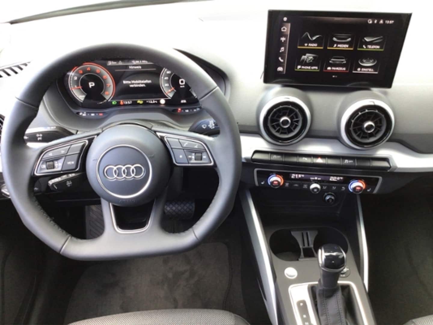 Bild über Audi Q2 advanced 35 TFSI S tronic - für weitere Informationen kontaktieren Sie den Audi Partner