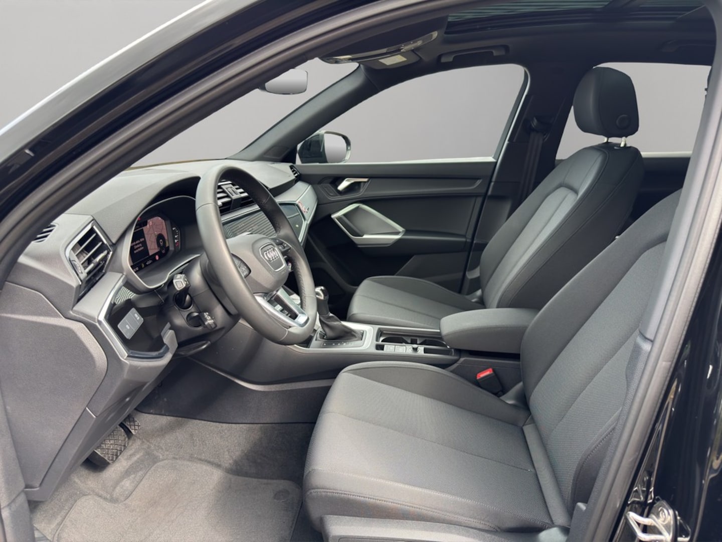Bild über Audi Q3 S line 35 TFSI S tronic - für weitere Informationen kontaktieren Sie den Audi Partner
