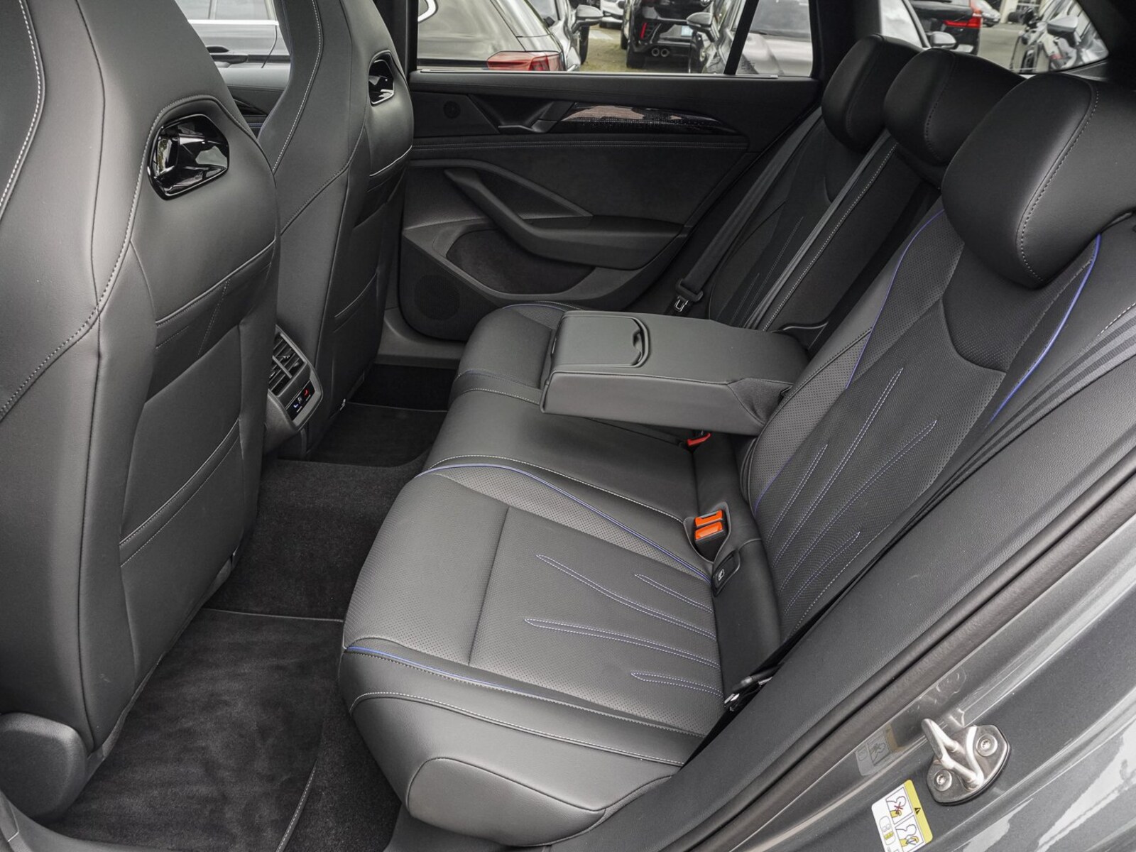 Volkswagen Passat – Bild 18