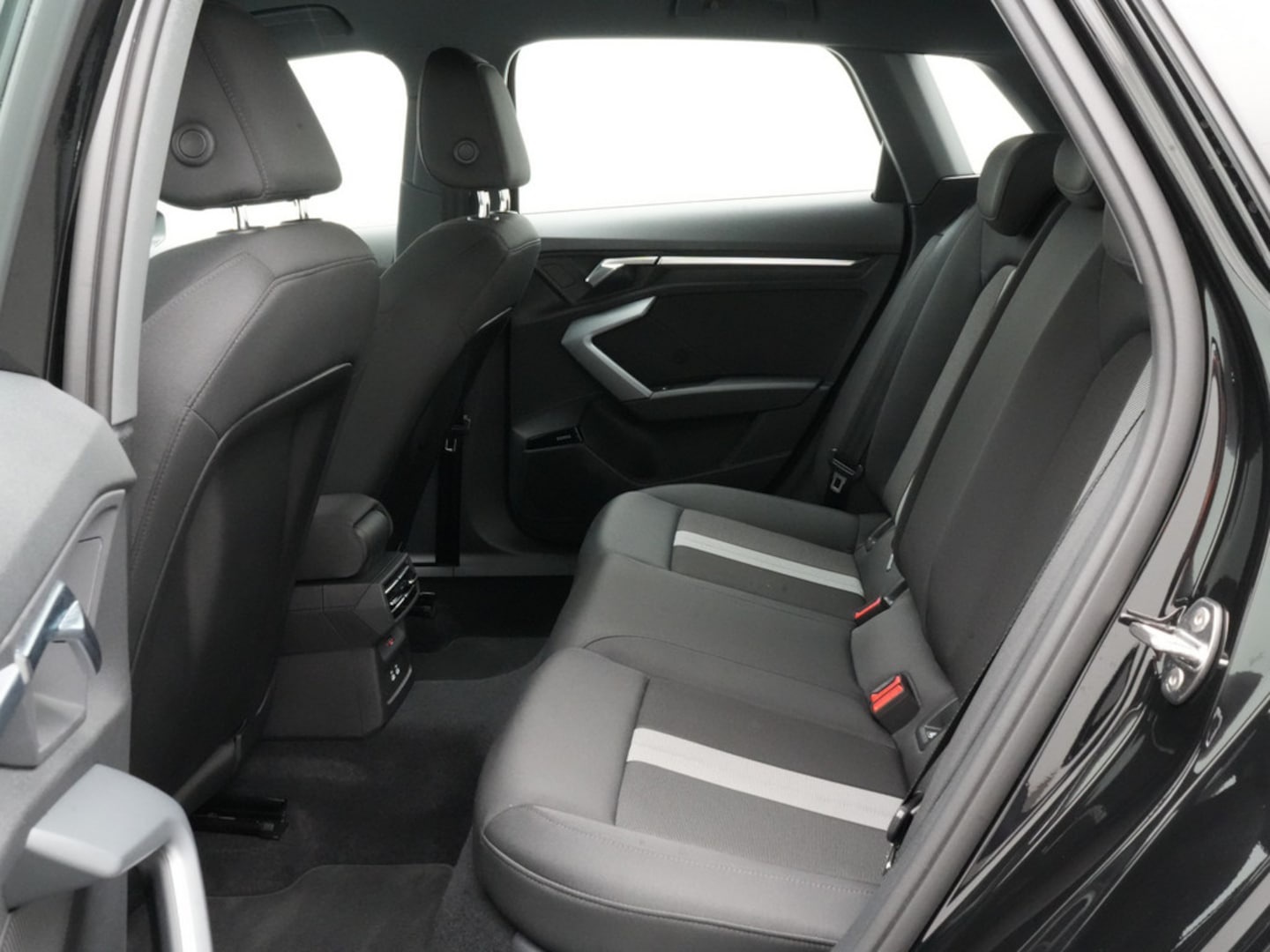 Bild über Audi A3 Sportback TDI S tronic - für weitere Informationen kontaktieren Sie den Audi Partner
