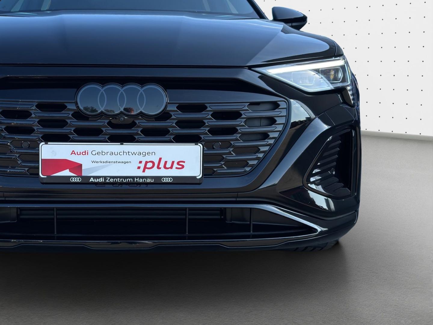 Image about Audi Q8 e-tron S line 50 e-tron quattro