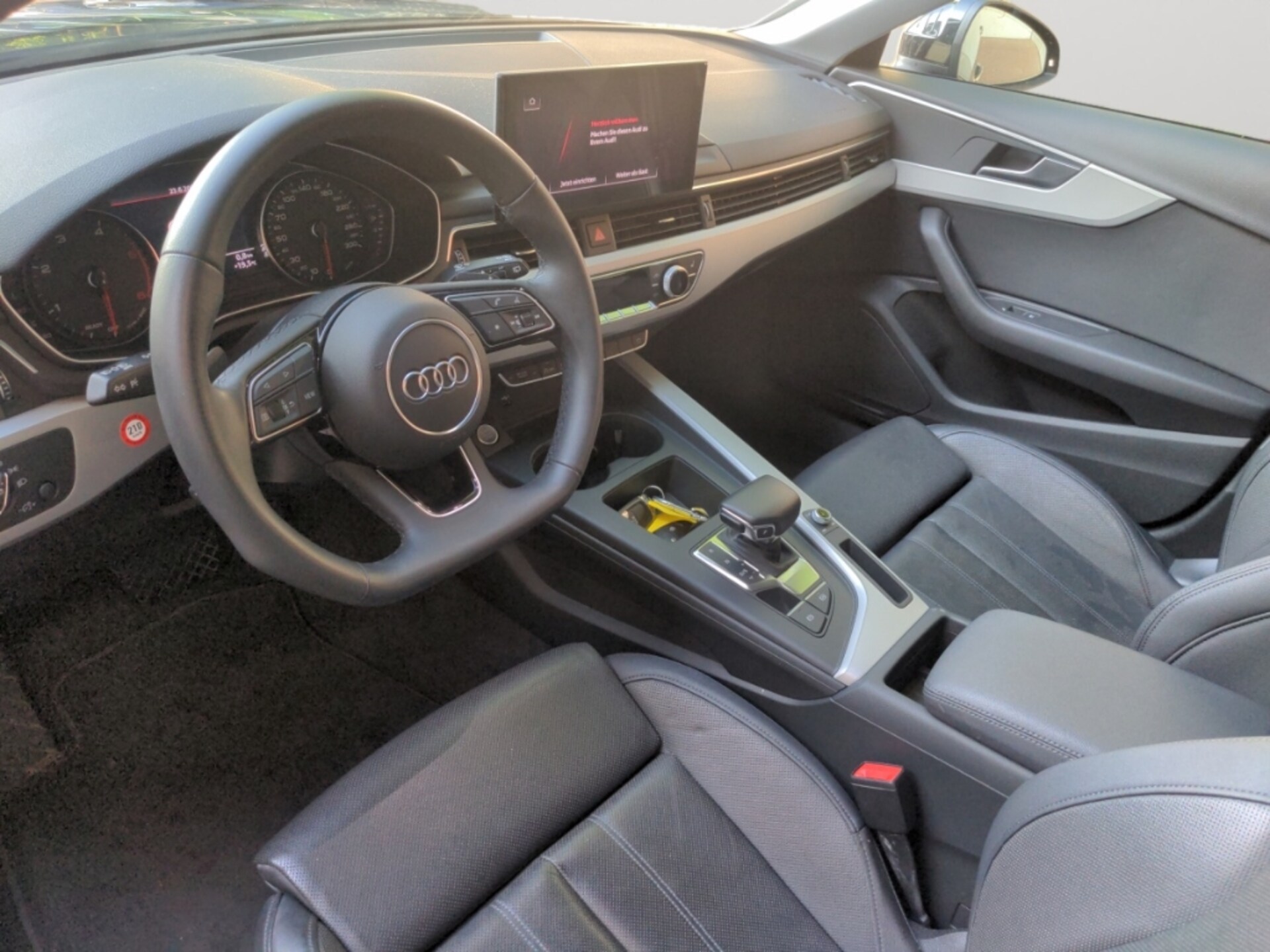 Audi A4 Avant S line