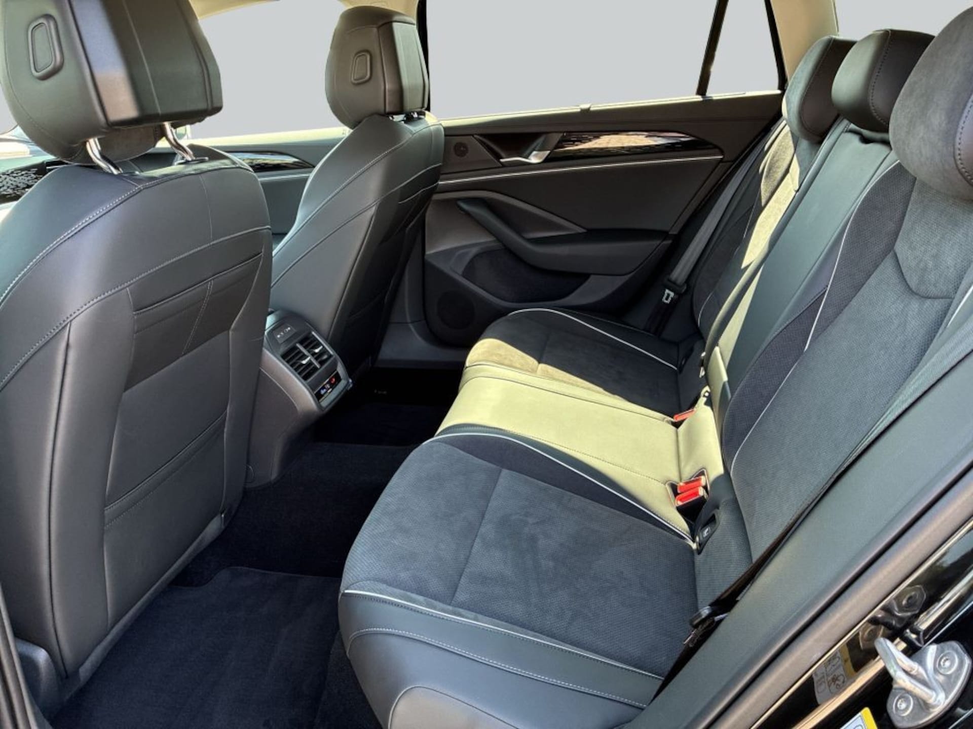 Volkswagen Passat Elegance