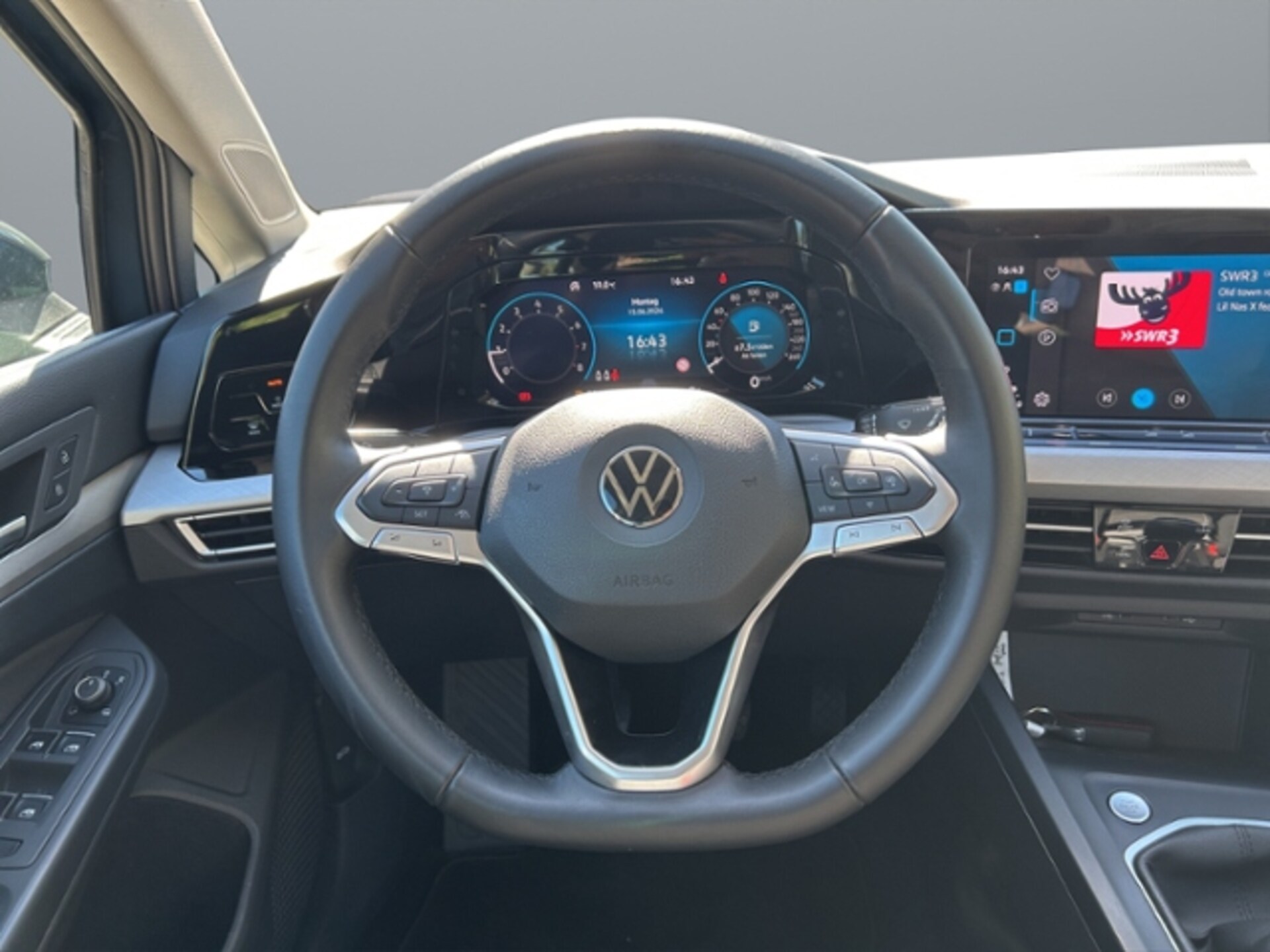 Volkswagen Golf Life